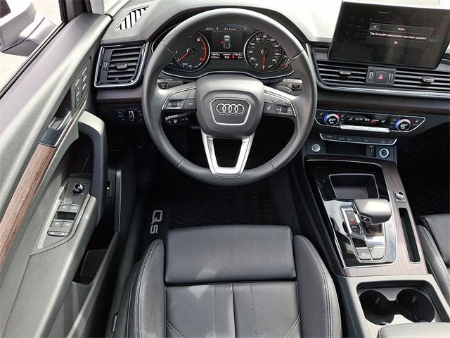 used 2024 Audi Q5 car, priced at $39,995