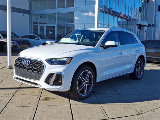 new 2025 Audi Q5 car, priced at $67,020