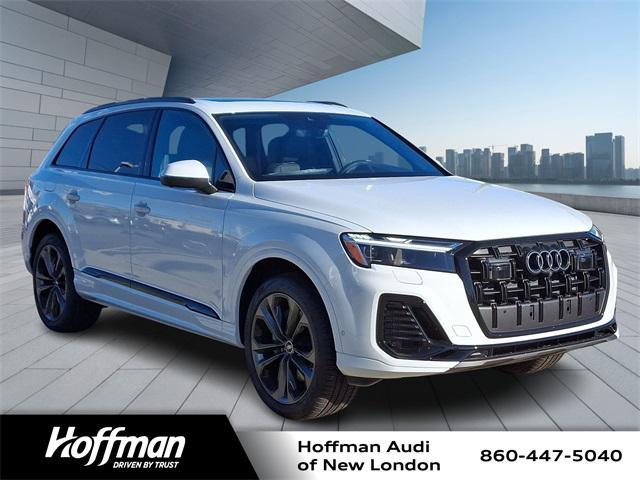 new 2025 Audi Q7 car, priced at $77,750