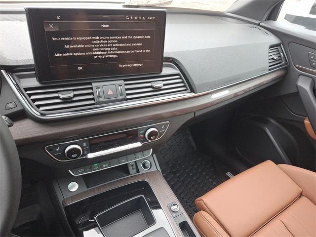 new 2025 Audi Q5 car, priced at $62,930