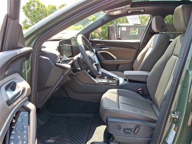 new 2025 Audi Q5 car, priced at $59,680