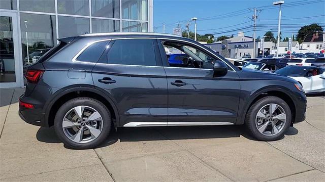 new 2024 Audi Q5 car, priced at $49,980