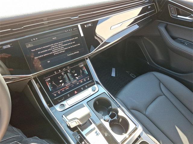 new 2025 Audi Q7 car, priced at $77,805