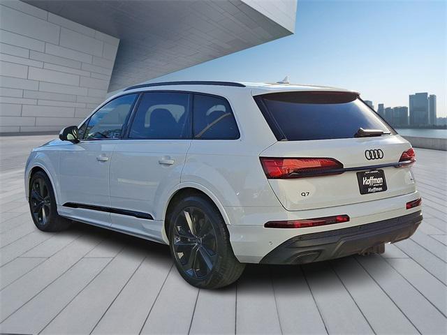 used 2025 Audi Q7 car, priced at $60,602