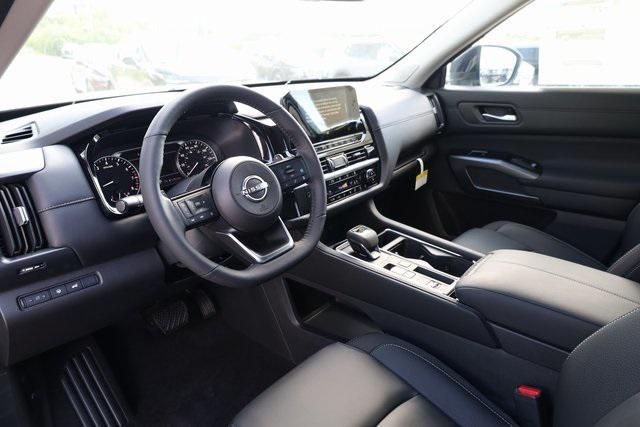 new 2025 Nissan Pathfinder car, priced at $43,302