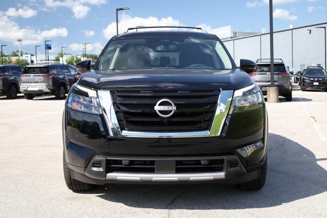 new 2025 Nissan Pathfinder car, priced at $43,302