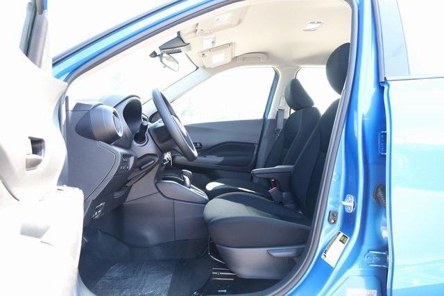 new 2025 Nissan Kicks car, priced at $21,822