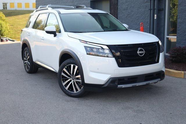 new 2025 Nissan Pathfinder car, priced at $44,696