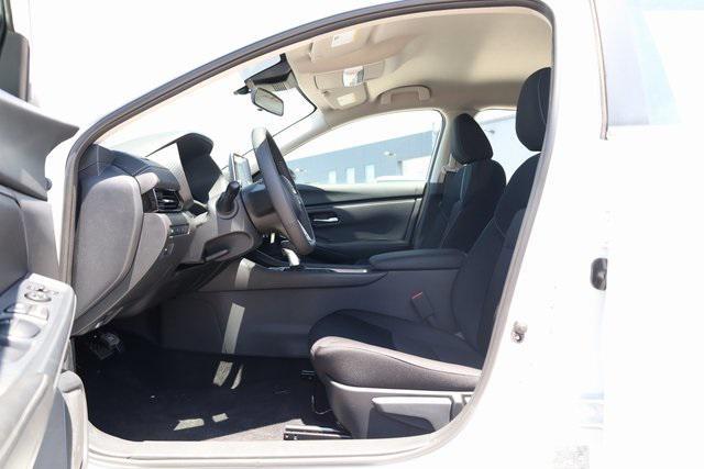 new 2025 Nissan Sentra car, priced at $22,928