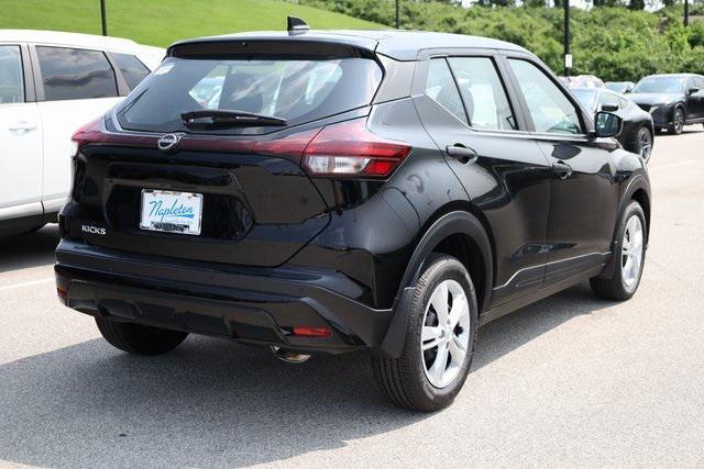 new 2025 Nissan Kicks car, priced at $21,840