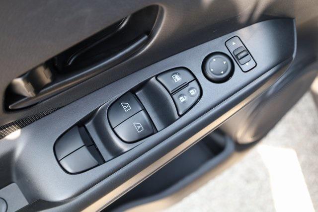 new 2025 Nissan Kicks car, priced at $21,840