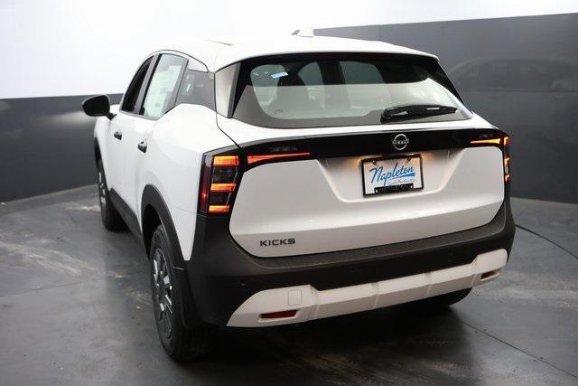 new 2025 Nissan Kicks car, priced at $23,182