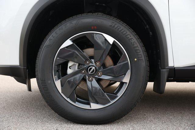 new 2025 Nissan Rogue car, priced at $28,301
