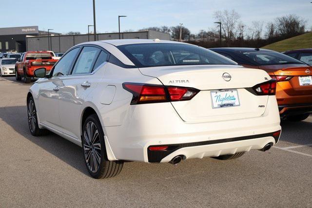 new 2025 Nissan Altima car, priced at $33,083