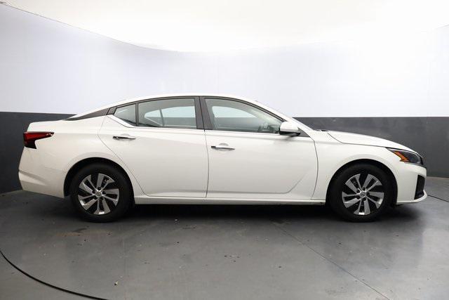 used 2023 Nissan Altima car, priced at $16,400