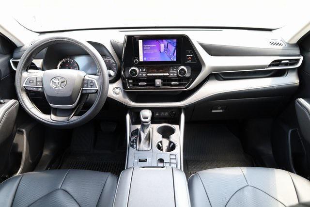 used 2023 Toyota Highlander car, priced at $33,980