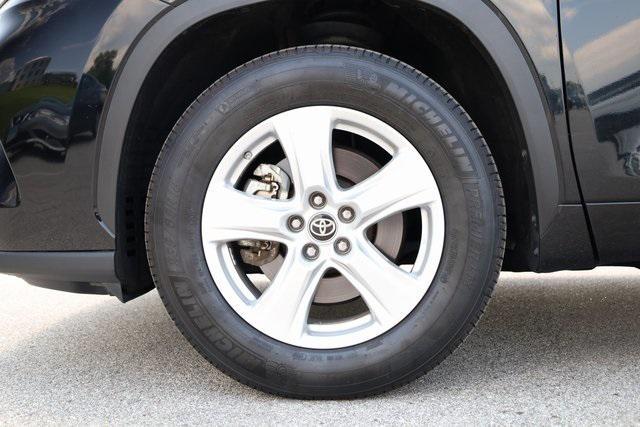 used 2023 Toyota Highlander car, priced at $33,980
