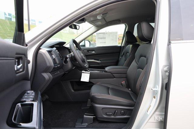 new 2025 Nissan Pathfinder car, priced at $37,196