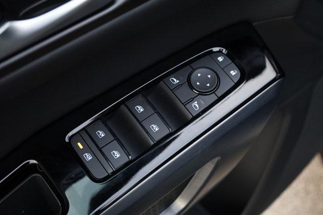 new 2025 Nissan Pathfinder car, priced at $37,196