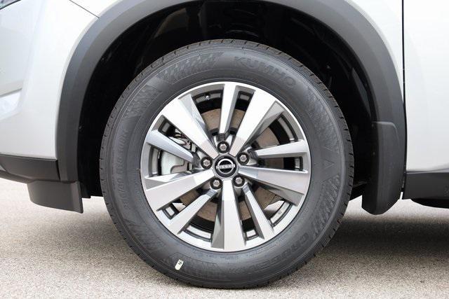 new 2025 Nissan Pathfinder car, priced at $37,196