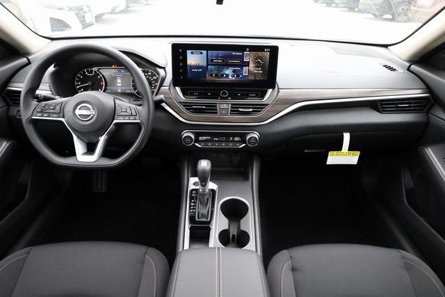 new 2025 Nissan Altima car, priced at $26,447