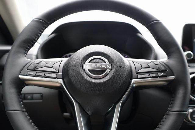 new 2025 Nissan Sentra car, priced at $22,887