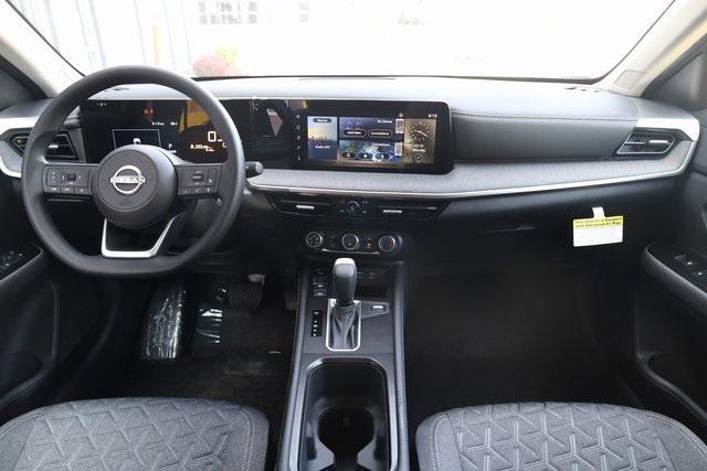 new 2025 Nissan Kicks car, priced at $26,118