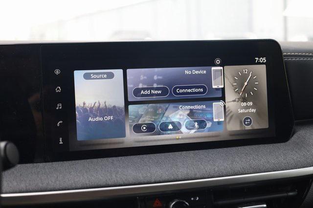 new 2025 Nissan Kicks car, priced at $26,384