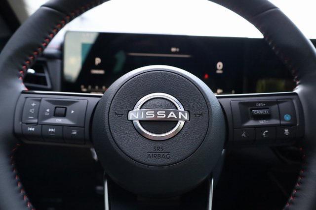 new 2025 Nissan Kicks car, priced at $28,293