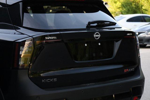 new 2025 Nissan Kicks car, priced at $28,293