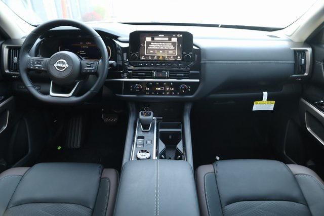 new 2025 Nissan Pathfinder car, priced at $48,054