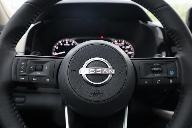 new 2025 Nissan Pathfinder car, priced at $43,018