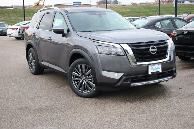 new 2025 Nissan Pathfinder car, priced at $43,018