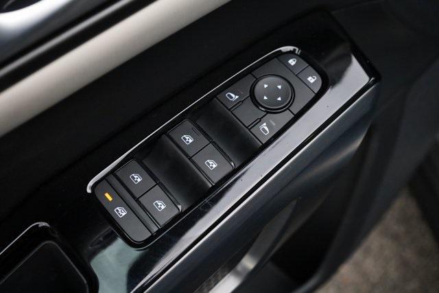 new 2025 Nissan Pathfinder car, priced at $43,018