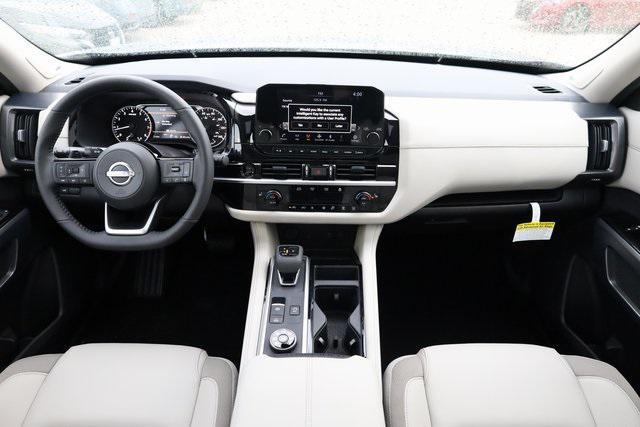 new 2025 Nissan Pathfinder car, priced at $43,018