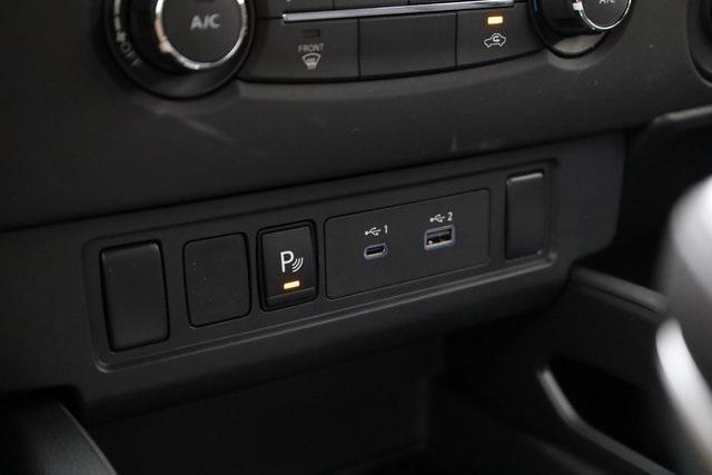 new 2025 Nissan Frontier car, priced at $33,534