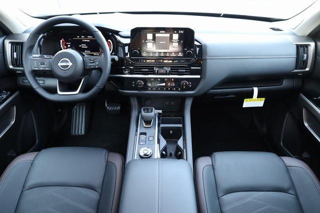 new 2025 Nissan Pathfinder car, priced at $43,906