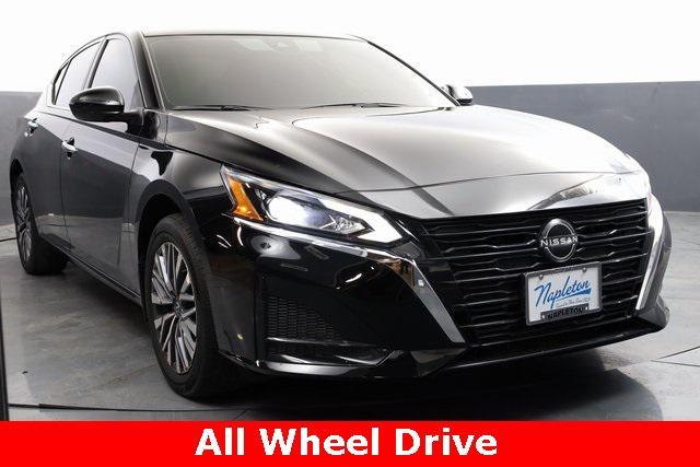 used 2023 Nissan Altima car, priced at $23,000