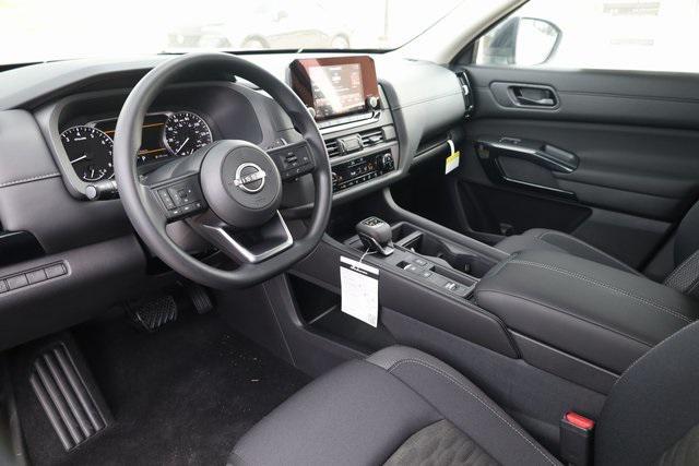 new 2025 Nissan Pathfinder car, priced at $29,752