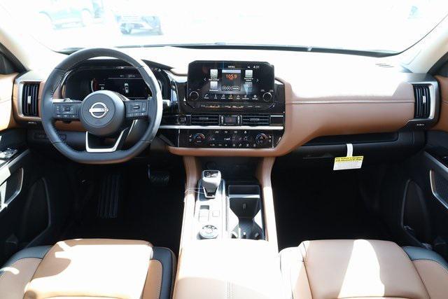 new 2025 Nissan Pathfinder car, priced at $45,722