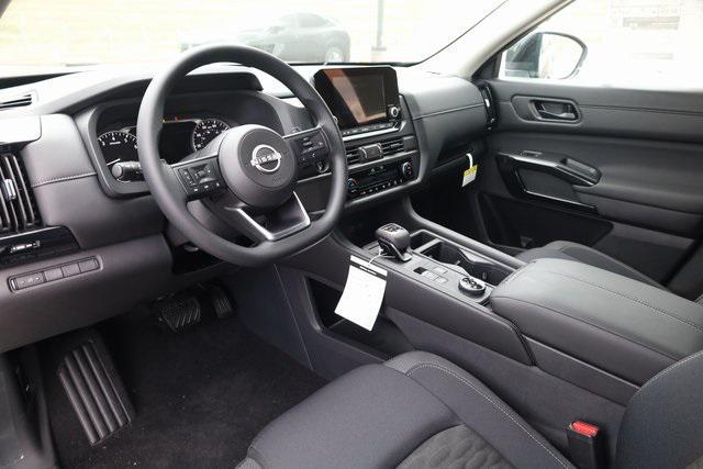 new 2025 Nissan Pathfinder car, priced at $30,537