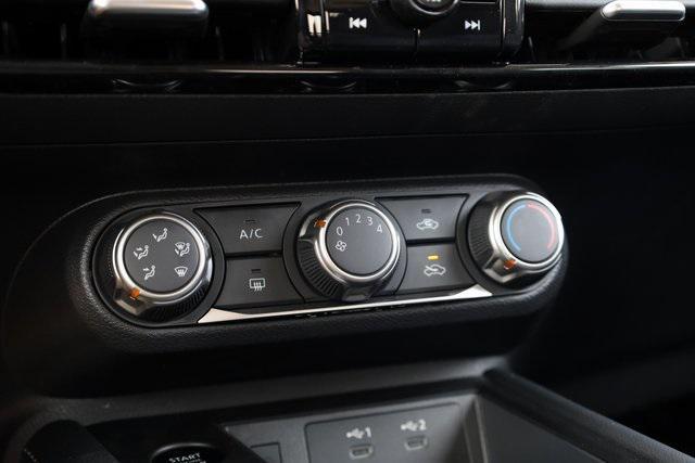 new 2025 Nissan Kicks car, priced at $25,227