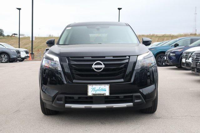 new 2025 Nissan Pathfinder car, priced at $44,290