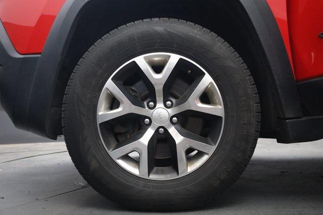 used 2018 Jeep Cherokee car, priced at $11,500