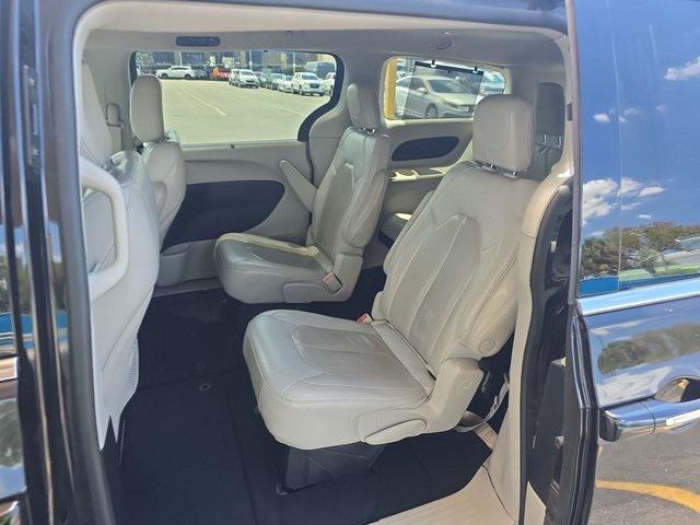 used 2021 Chrysler Pacifica car, priced at $21,440