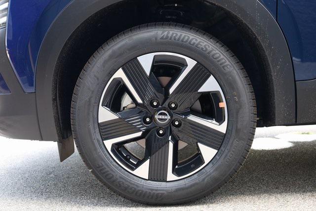 new 2025 Nissan Kicks car, priced at $25,587