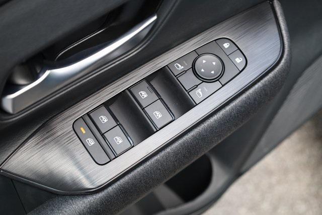 new 2025 Nissan Kicks car, priced at $25,587