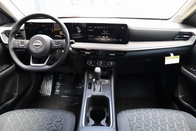 new 2025 Nissan Kicks car, priced at $25,587