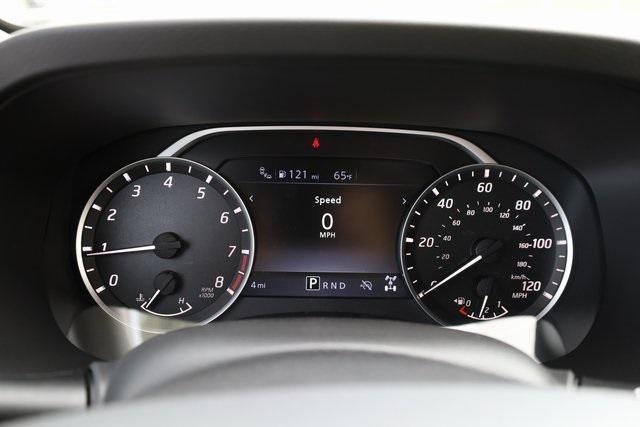 new 2025 Nissan Frontier car, priced at $36,052