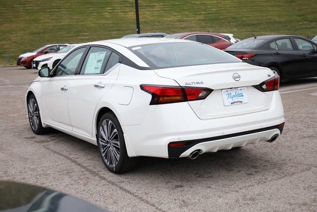 new 2025 Nissan Altima car, priced at $30,676